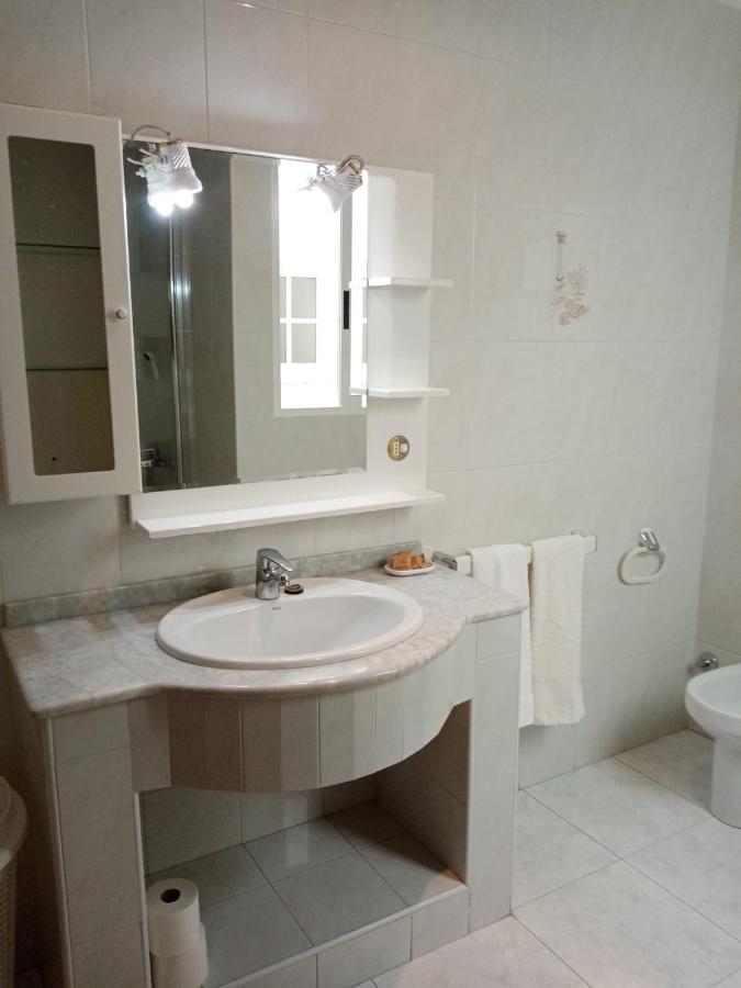 Apartamento A Canteira 오그로브 외부 사진